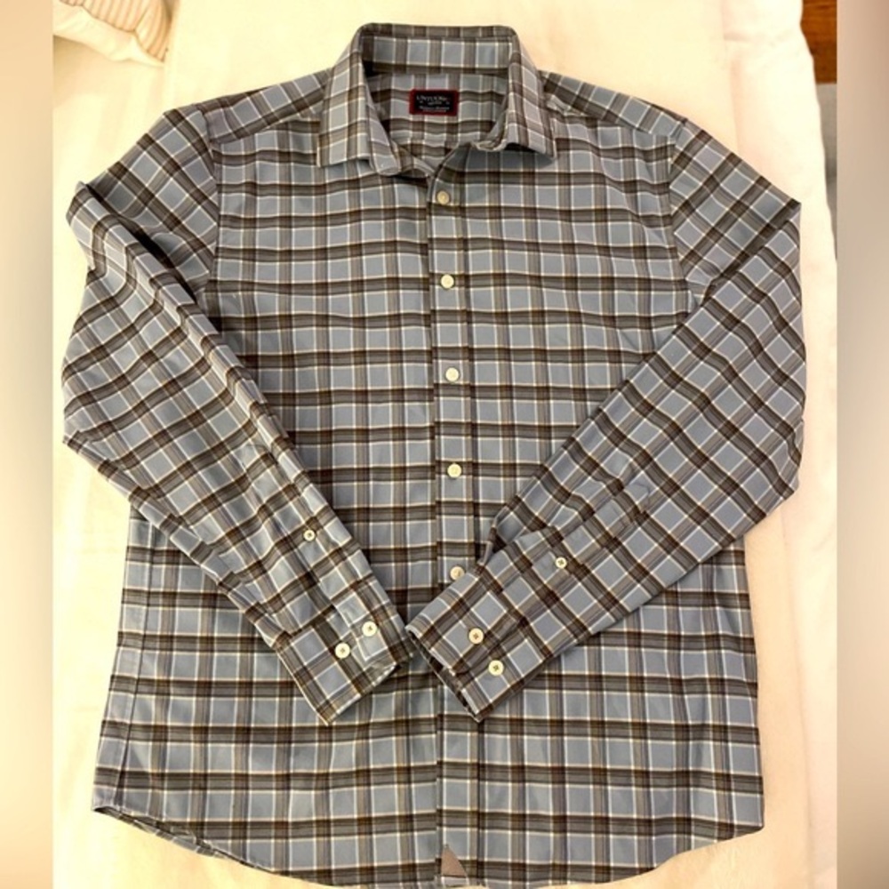 NWOT UNTUCKit Dunato blue and gray plaid flannel brushed pattern. Size Medium - Picture 3 of 6